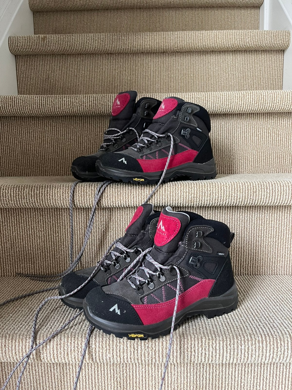 Wandelschoenen McKinley, Ophalen of Verzenden, Zo goed als nieuw, Schoenen