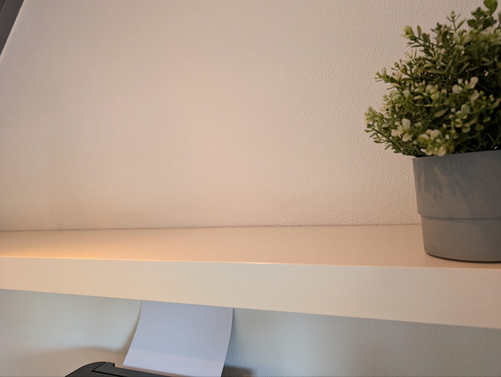 Ikea zwevende wandplank - Gratis, Ophalen, Zo goed als nieuw