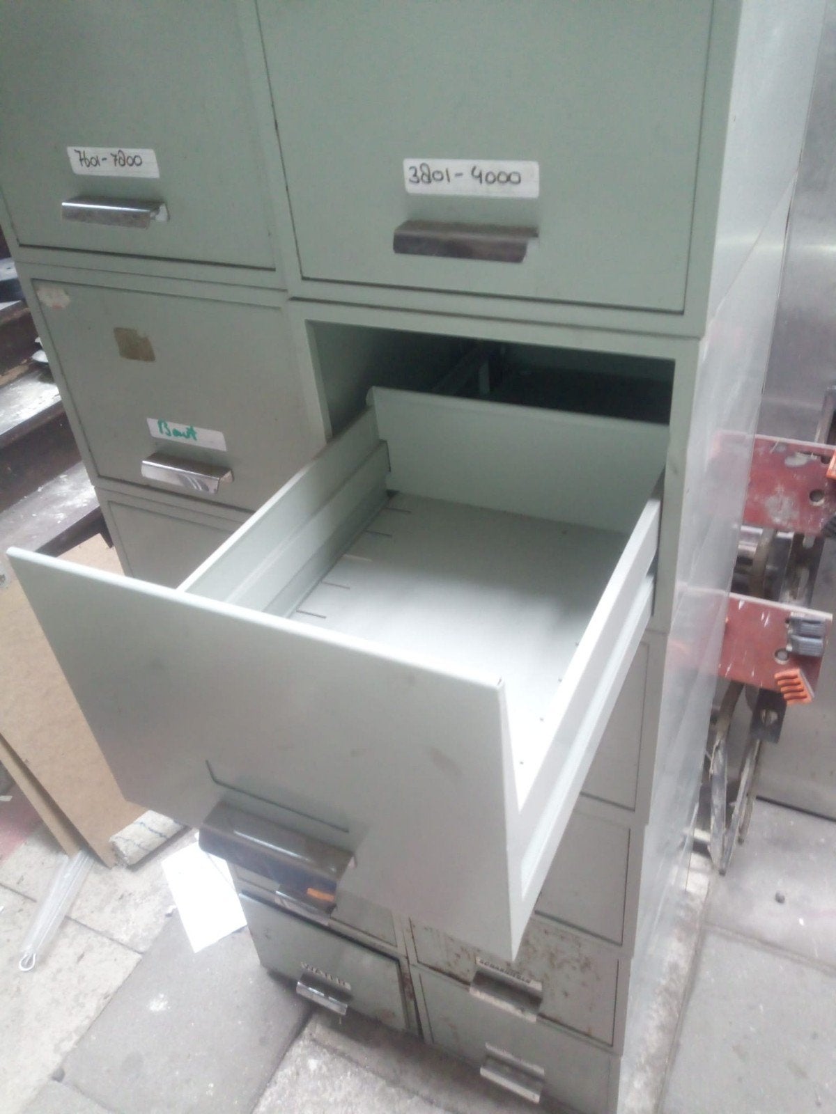 Stalen lockerkast archiefkastjes vintage gebruikt, Ophalen