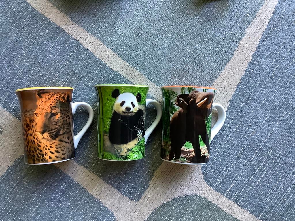 3 WWF mokken,met Panda,Jaquar en olifant, Ophalen of Verzenden, Zo goed als nieuw, Overige stijlen, Kop(pen) en/of Schotel(s)