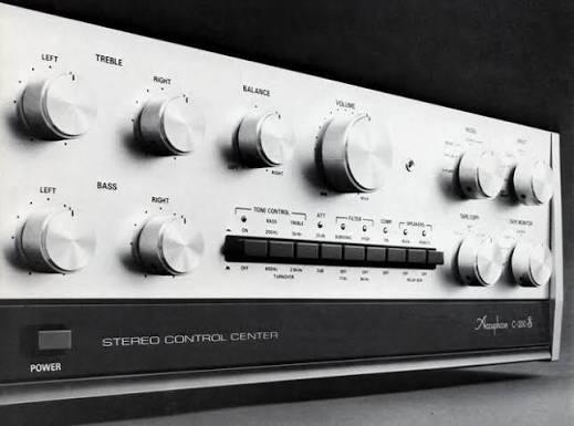 GEZOCHT: Accuphase C200s, Ophalen of Verzenden, Stereo, 120 watt of meer, Overige merken