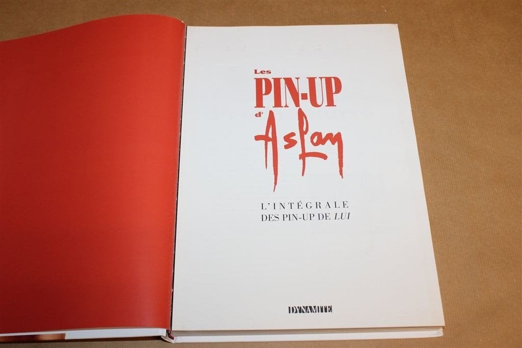 Les Pin-Up dAslan — Alle 250 Pin-Ups uit Lui, Met Kalender, Ophalen of Verzenden, Zo goed als nieuw