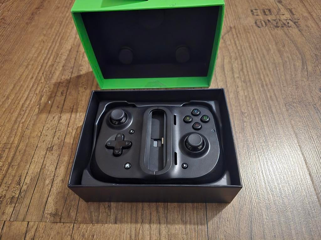Razer Kishi Universal usb c mobiele game controller, Ophalen, Zo goed als nieuw, Mobiel, Razer