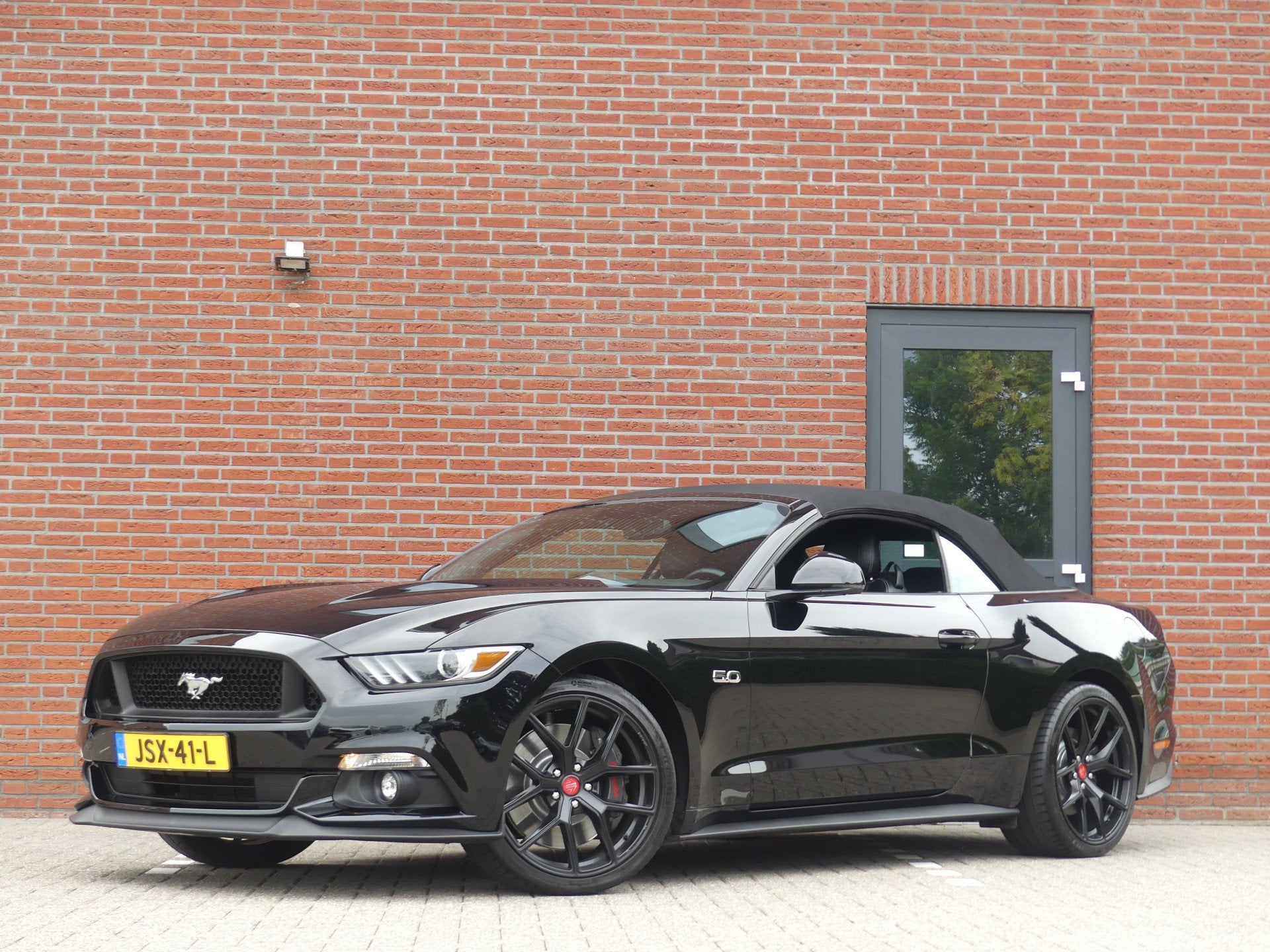 Ford Mustang Convertible 5.0 V8 GT Dealer onderhouden / Slec, Auto's, Automaat, Dealer onderhouden, Achterwielaandrijving, Gebruikt