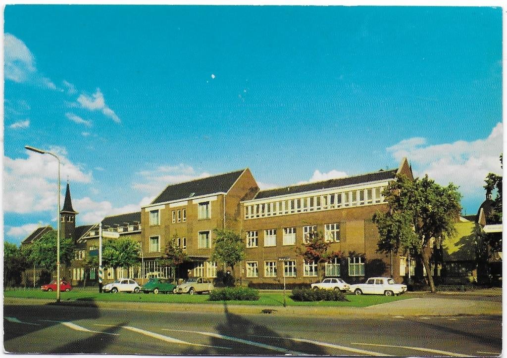 Roermond St Laurentius Ziekenhuis Ansichtkaart ( B5208), Ophalen of Verzenden, 1980 tot heden, Ongelopen, Limburg
