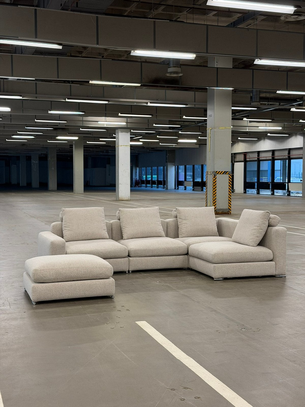 Minotti Jagger Bank | Shitake | NIEUWSTAAT + Garantie, Overige materialen, Hoekbank, 300 cm of meer, Ophalen of Verzenden