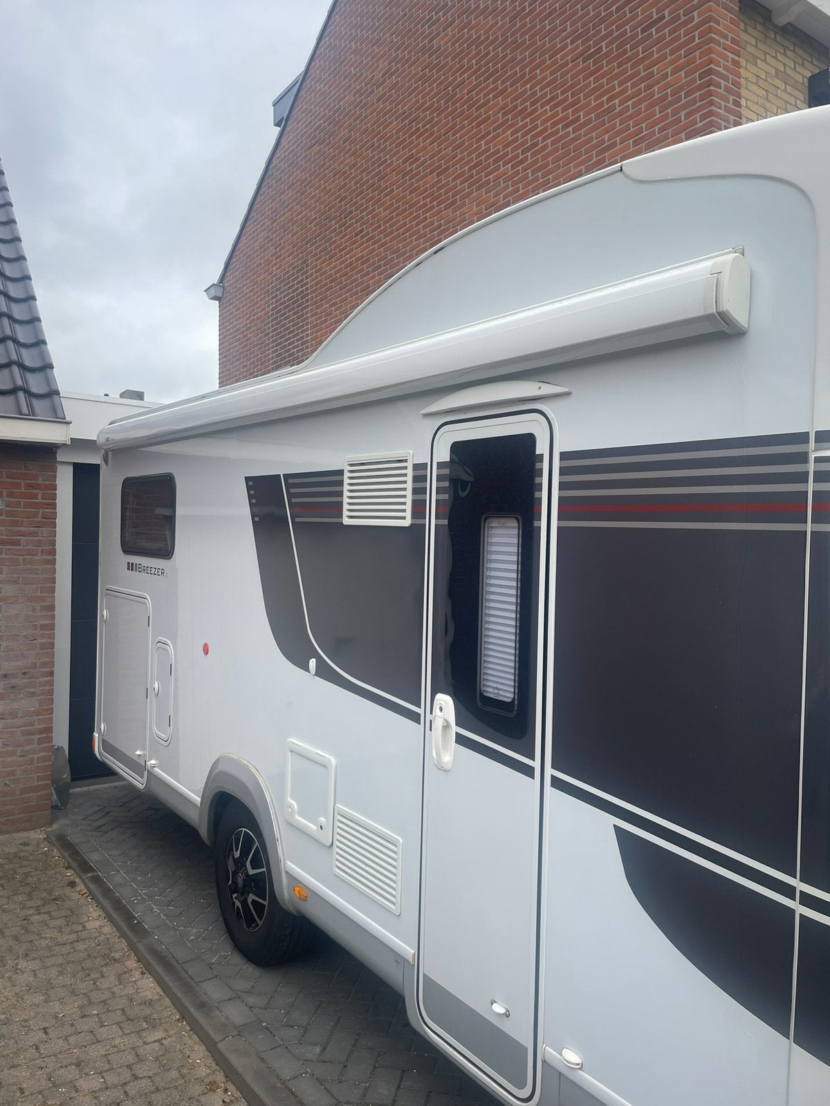 Thule omnistor 5200 wit 450, Caravans en Kamperen, Ophalen, Gebruikt, Thule