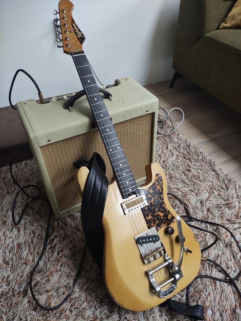 Kithara Harland gitaar met originele koffer, Ophalen of Verzenden, Zo goed als nieuw, Solid body, Overige merken