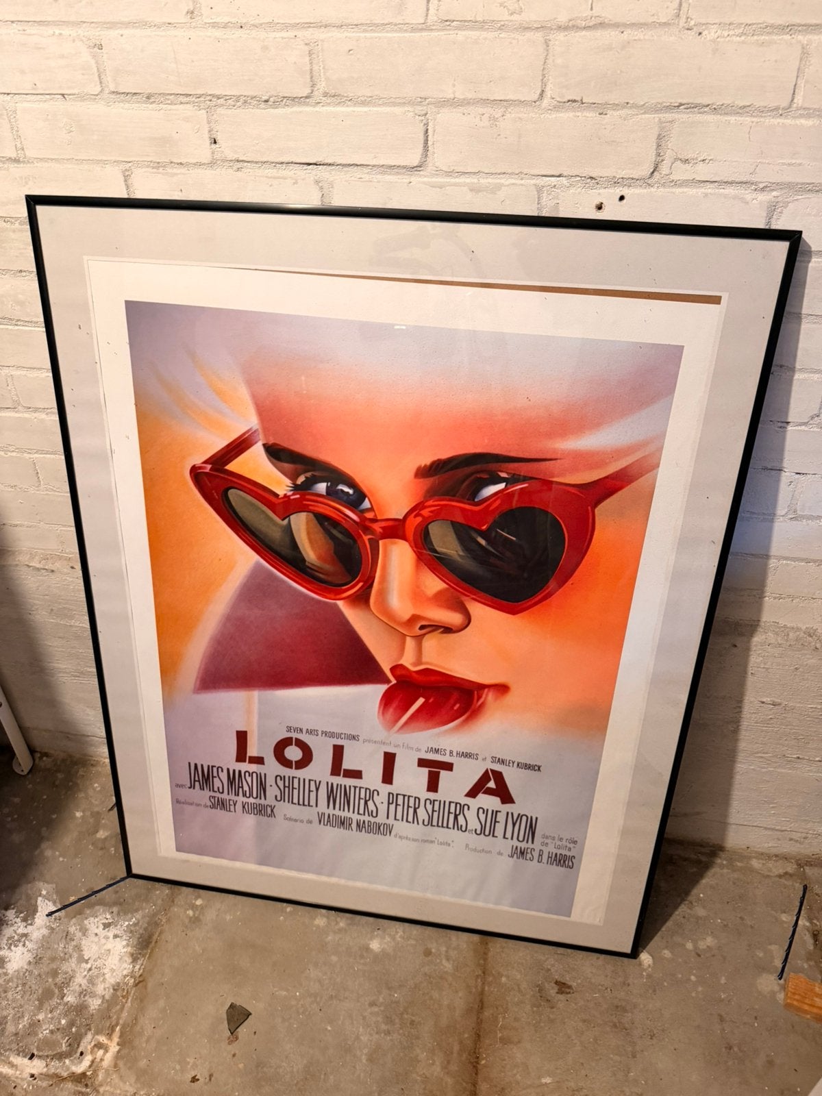 Grote zwarte wissellijst 101,5 x 81 cm + Lolita filmposter, Ophalen, Zo goed als nieuw, 75 tot 100 cm, Foto of Poster