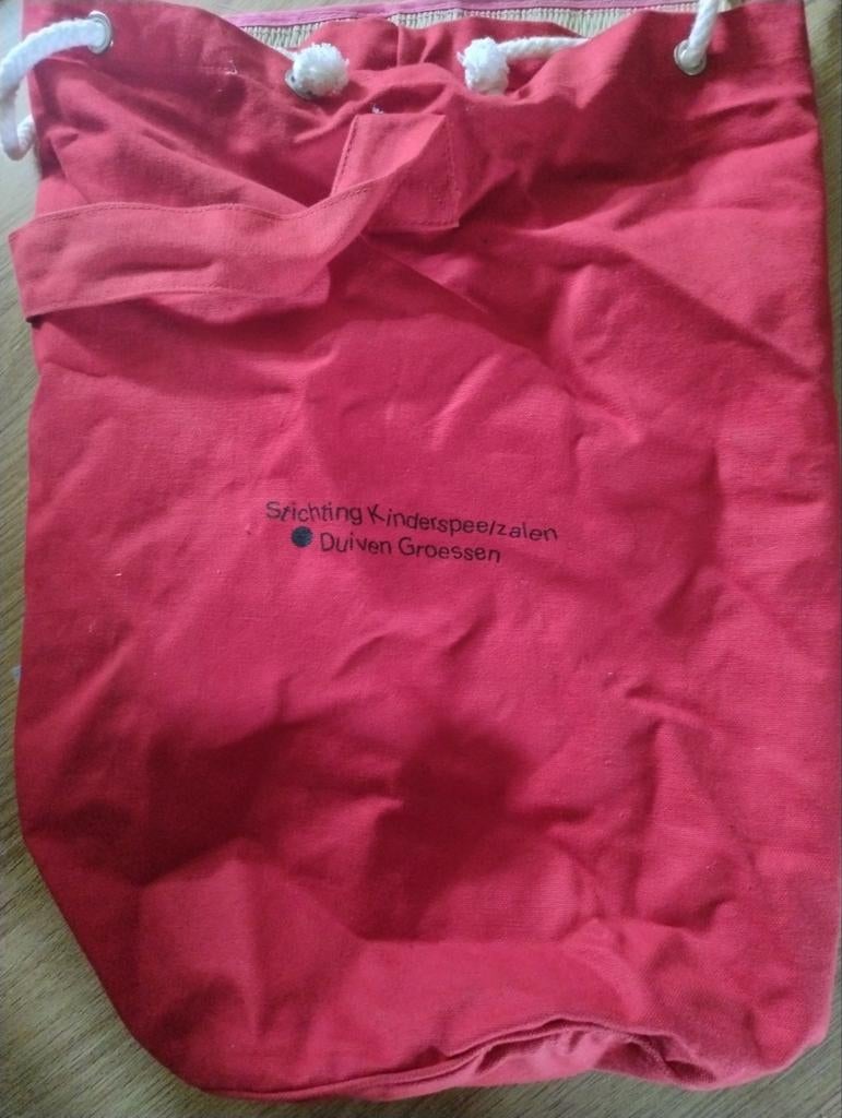 Rode tas Stichting Kinderspeelzalen Duiven Groessen, Ophalen of Verzenden