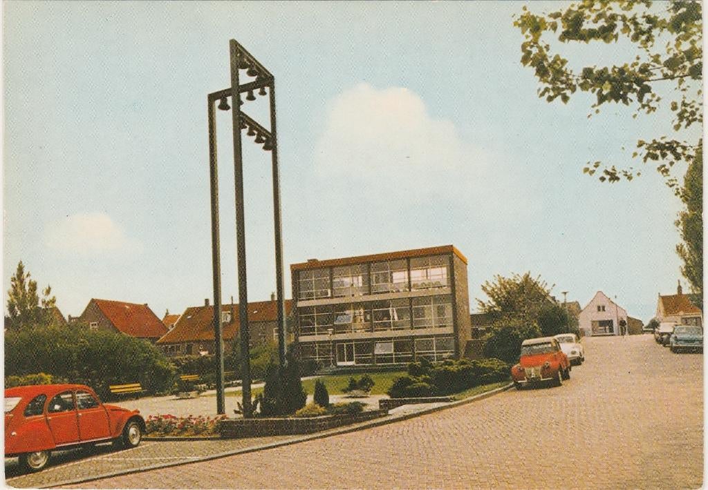 HEERJANSDAM Gemeentehuis met 2x Citroën 2 CV VW en Daf, Verzenden, 1960 tot 1980, Ongelopen, Zuid-Holland