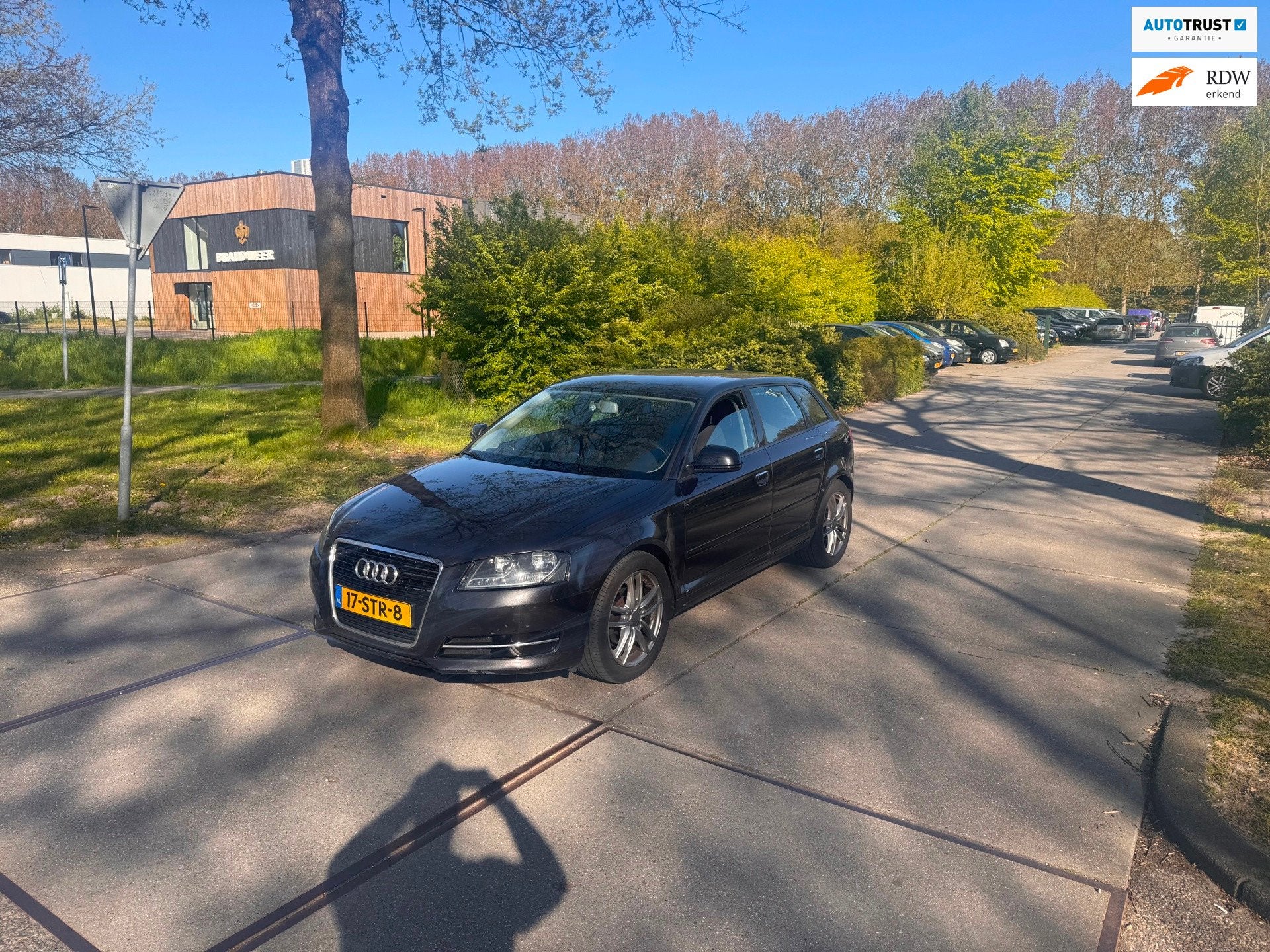 Audi A3 Sportback 1.6 TDI Attraction Pro Line Business Clima, Auto's, Voorwielaandrijving, Euro 5, Gebruikt, 4 cilinders