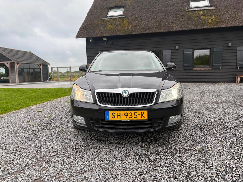 Skoda Octavia Combi 2.0 TDI Laurin & Klement, Auto's, Skoda, Gebruikt, 4 cilinders, 700 kg, Zwart