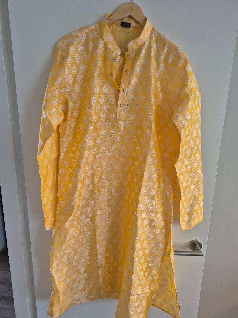 Geel gewaad / Kurta voor Haldi ceremonie maat 42, Ophalen, Zo goed als nieuw, Overige kleuren, Trouwpak