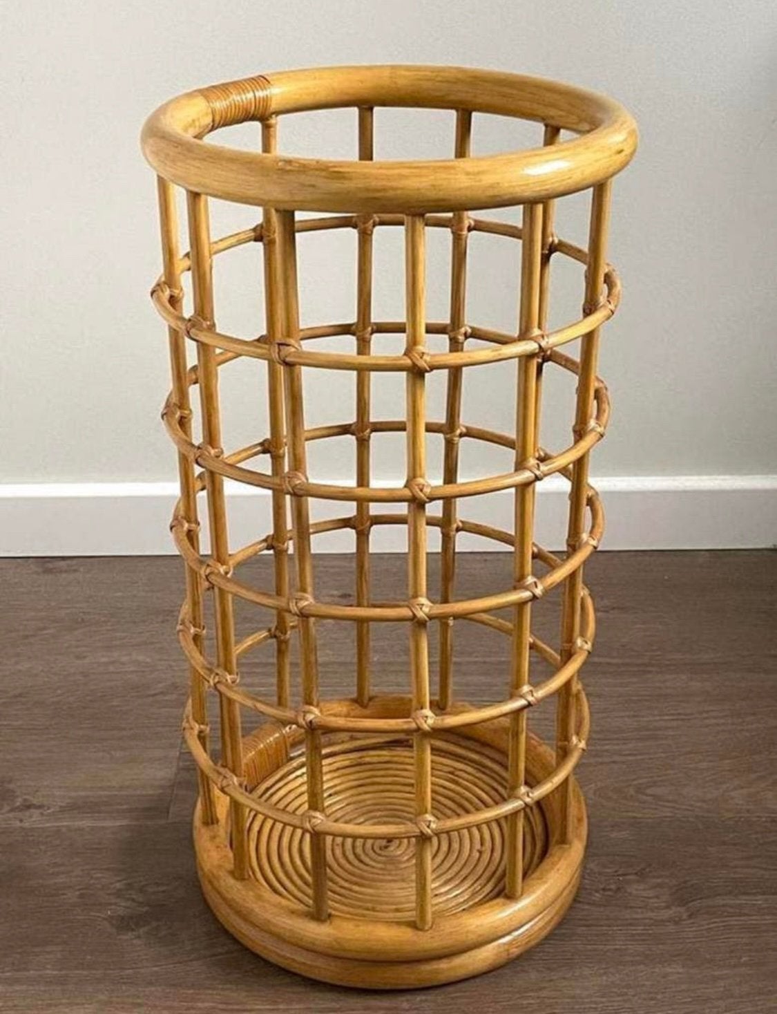 Vintage Rotan Bamboe Bijzettafel Paraplubak Planten-tafeltje, Ophalen, Zo goed als nieuw, Overige materialen