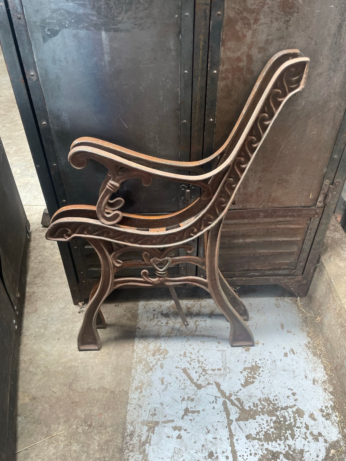 Antiek gietijzeren bankframe - Victoriaanse stijl, Ophalen