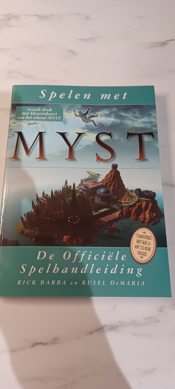 Myst
De OfficiëleSpelhandleiding
Inclusief CD Rom, Puzzel en Educatief, 1 speler, Ophalen of Verzenden, Zo goed als nieuw