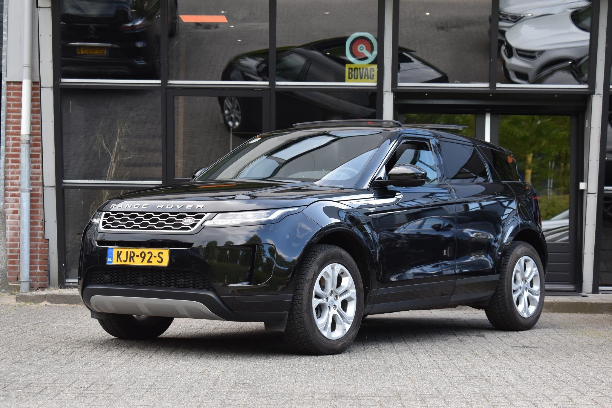 Land Rover Range Rover Evoque 1.5 P300e AWD Autobiography La, Automaat, Stof, Met garantie (alle), 15 kWh
