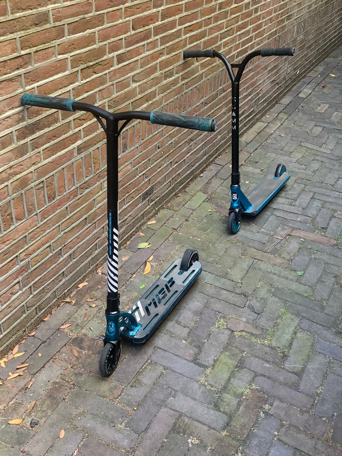 Stuntstep (2 stuks) - MGP en Slamm, Ophalen, Gebruikt