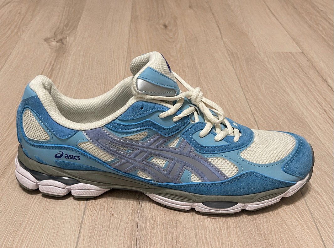 Asics gel-nyc cream artic sky, Wit, Nieuw, Ophalen of Verzenden, Sneakers of Gympen