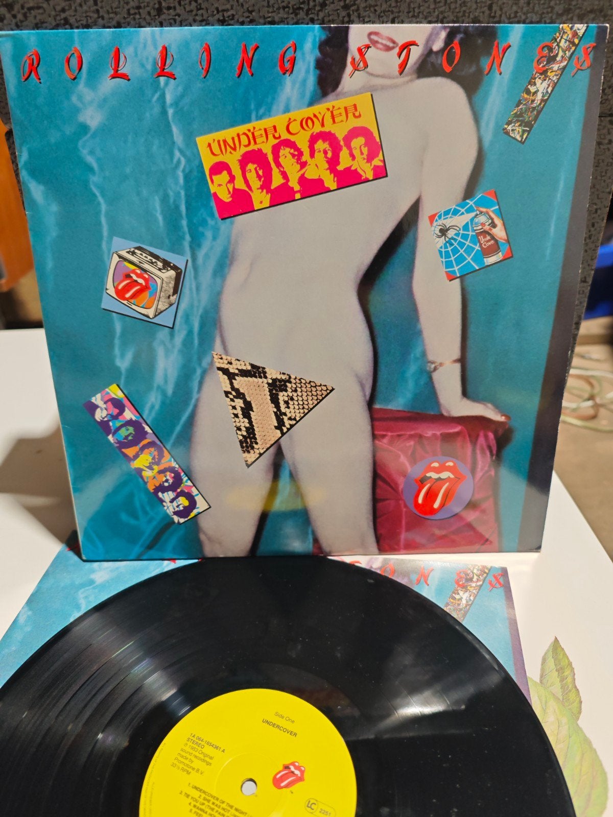 The Rolling Stones - undercover, Ophalen of Verzenden, Zo goed als nieuw, Overige formaten, Poprock