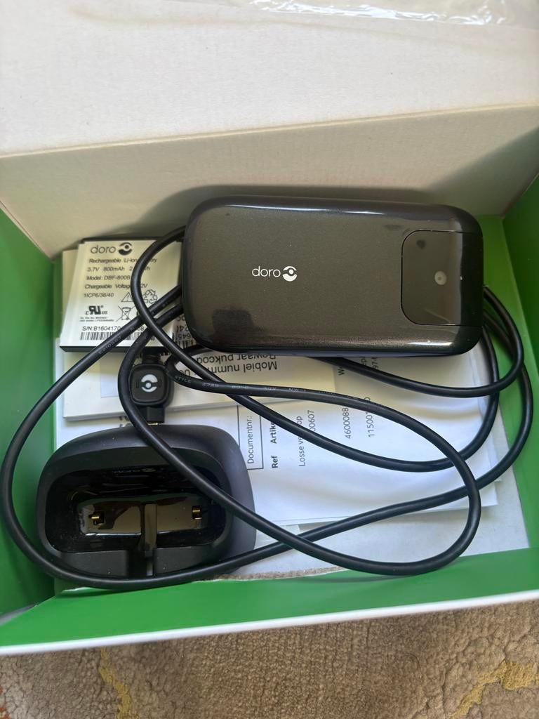 Doro Klaptelefoon met oplader - PhoneEasy 613, Inklapmodel, Ophalen of Verzenden, Zonder simlock, Zonder abonnement