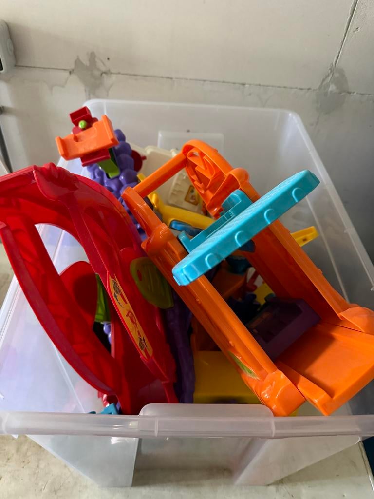 VTech Toet Toet Auto's racebaan met bestuurbare auto, Kinderen en Baby's, Speelgoed | Vtech, Gebruikt, 2 tot 4 jaar, Ophalen