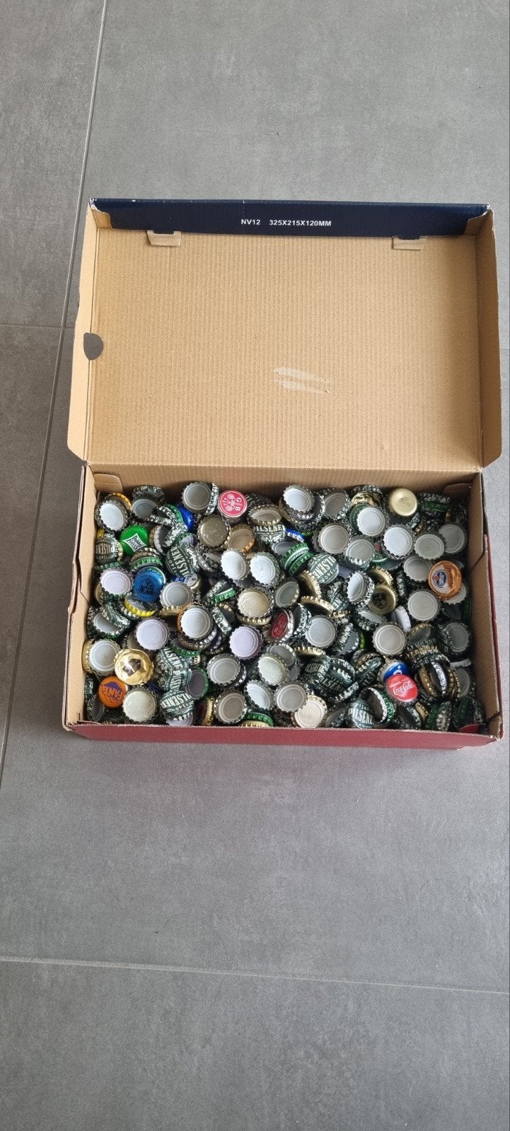 GRATIS Schoenendoos met bierdoppen, Ophalen of Verzenden, Overige merken