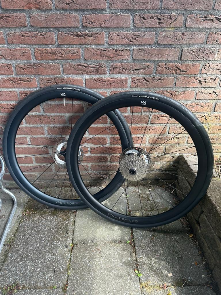 Wielset: Newmen Evolution SL R.35, Nieuw, Aluminium, Racefiets, Ophalen