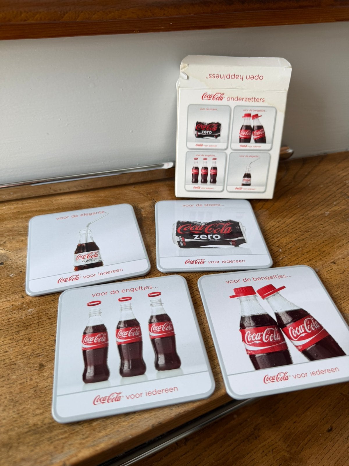 Coca-Cola set onderzetters van 4 stuks, Verzamelen, Ophalen of Verzenden, Zo goed als nieuw, Gebruiksvoorwerp