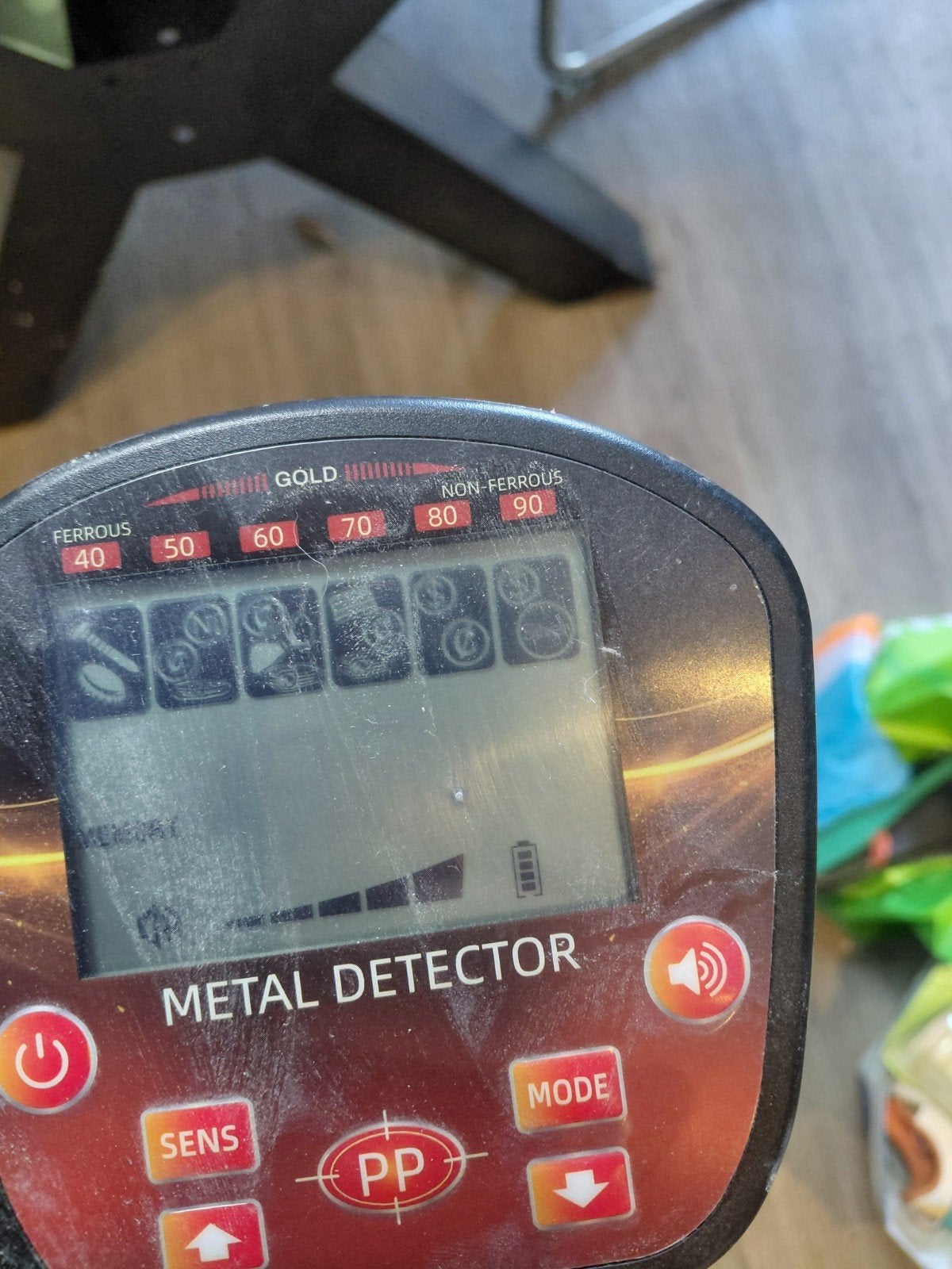 Metaaldetector - Zo goed als nieuw, Discriminatie metaaldetectie, Meer dan 30 cm, Zo goed als nieuw, Ophalen