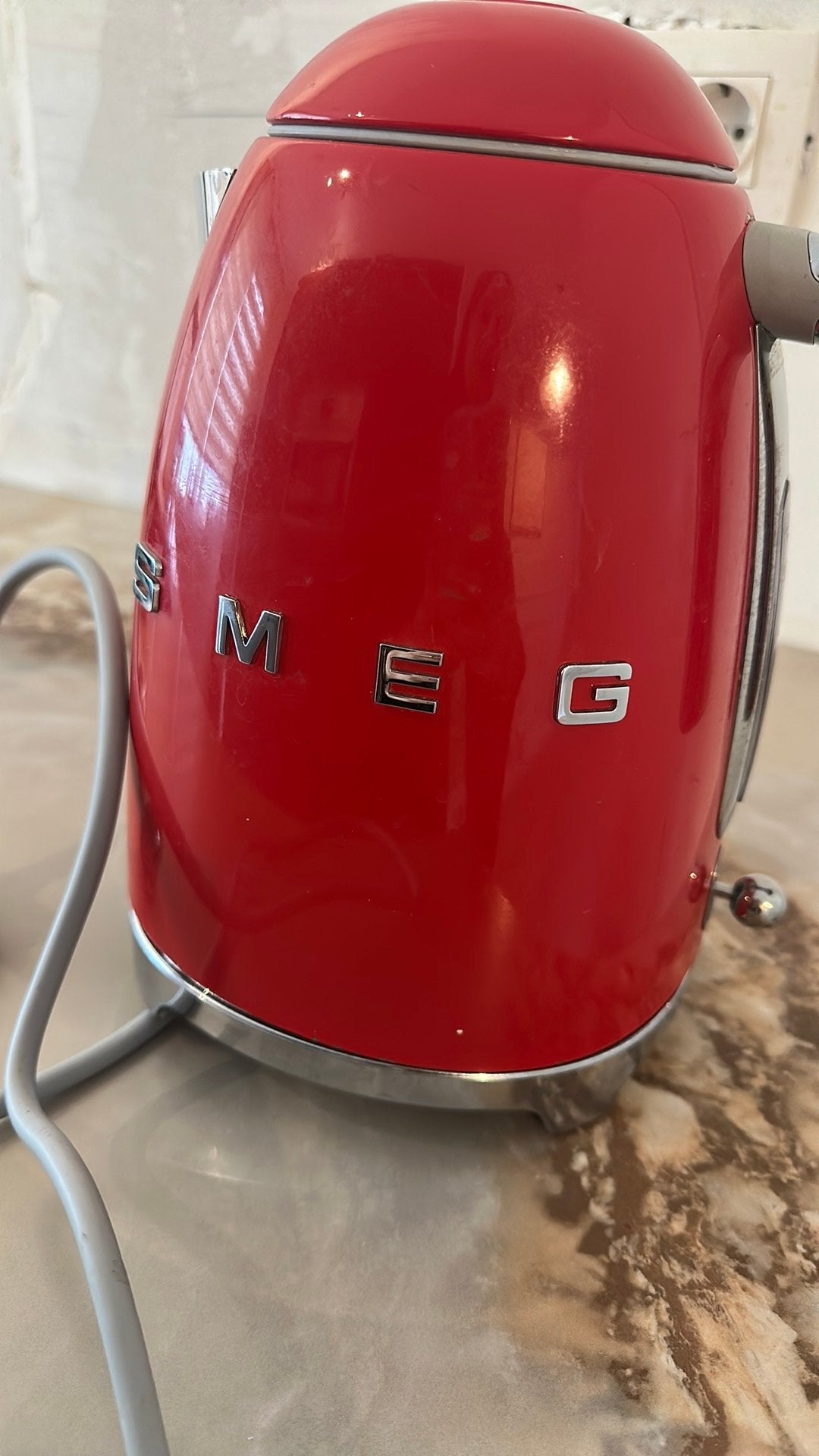 Smeg waterkoker, Witgoed en Apparatuur, Waterkokers, 1 tot 2 liter, Ophalen of Verzenden, Zo goed als nieuw