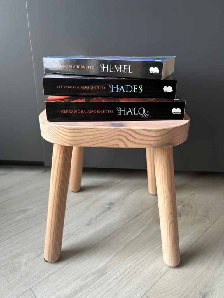 Alexandra adornetto- Halo triologie, Ophalen, Gelezen