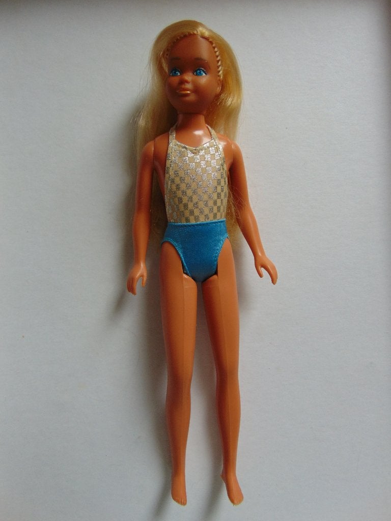 Barbie  vintage "Sun Gold Malibu Skipper" uit 1983, Ophalen of Verzenden, Gebruikt, Pop