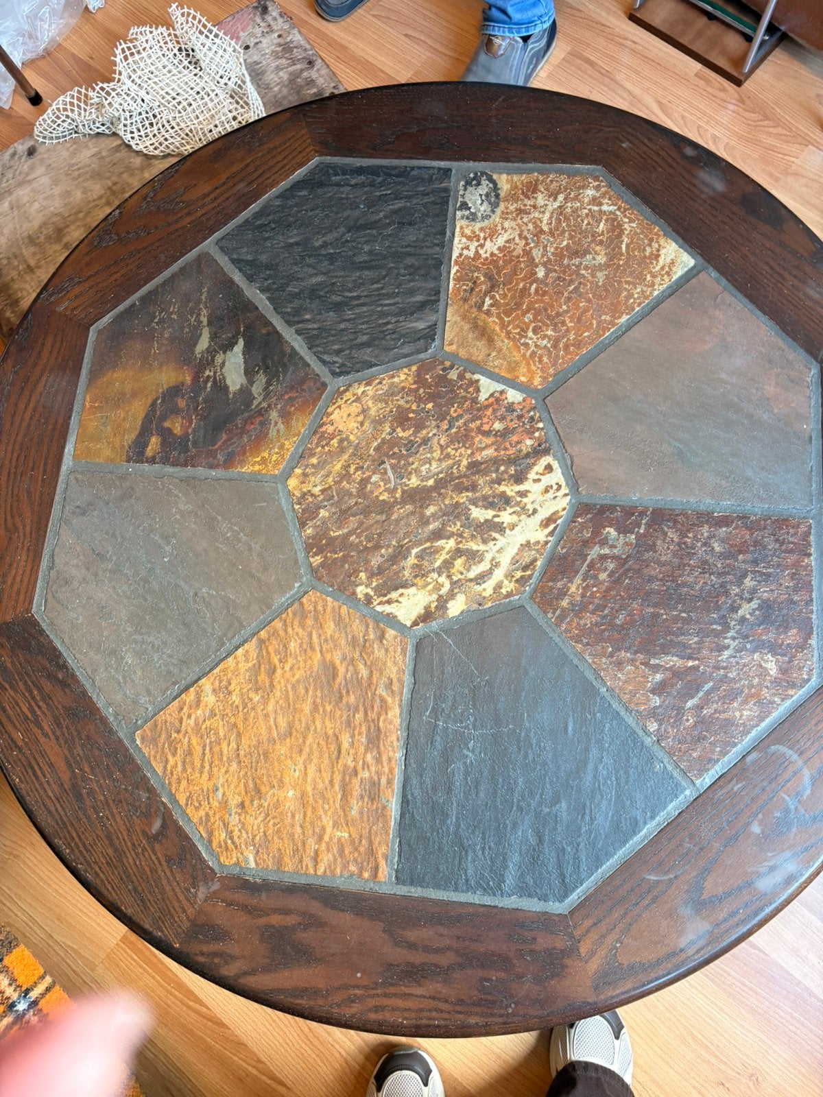 Ronde salon tafel ,met tegels, Ophalen, Gebruikt, 100 tot 150 cm, 5 – 50