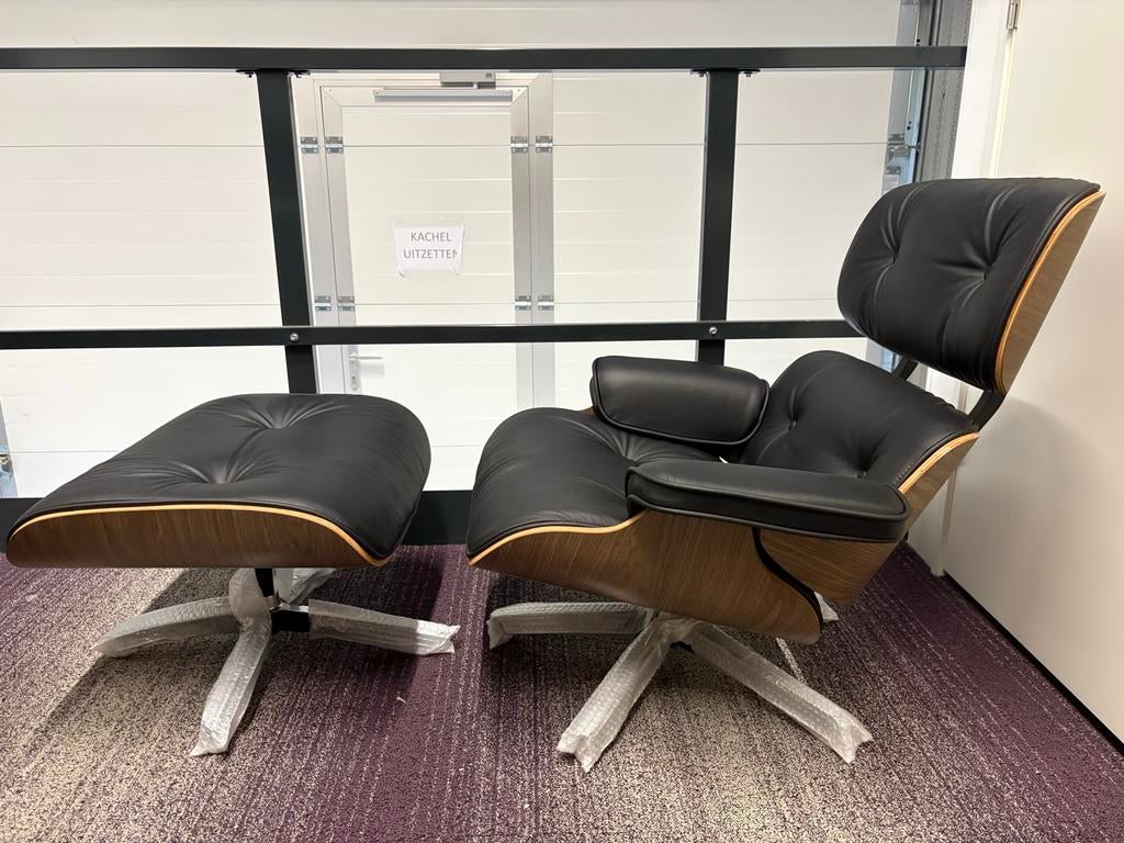 Replica Eames Lounge Chair + Hocker - Walnoot & Zwart Leer, Ophalen, Zwart, Leer, Zo goed als nieuw