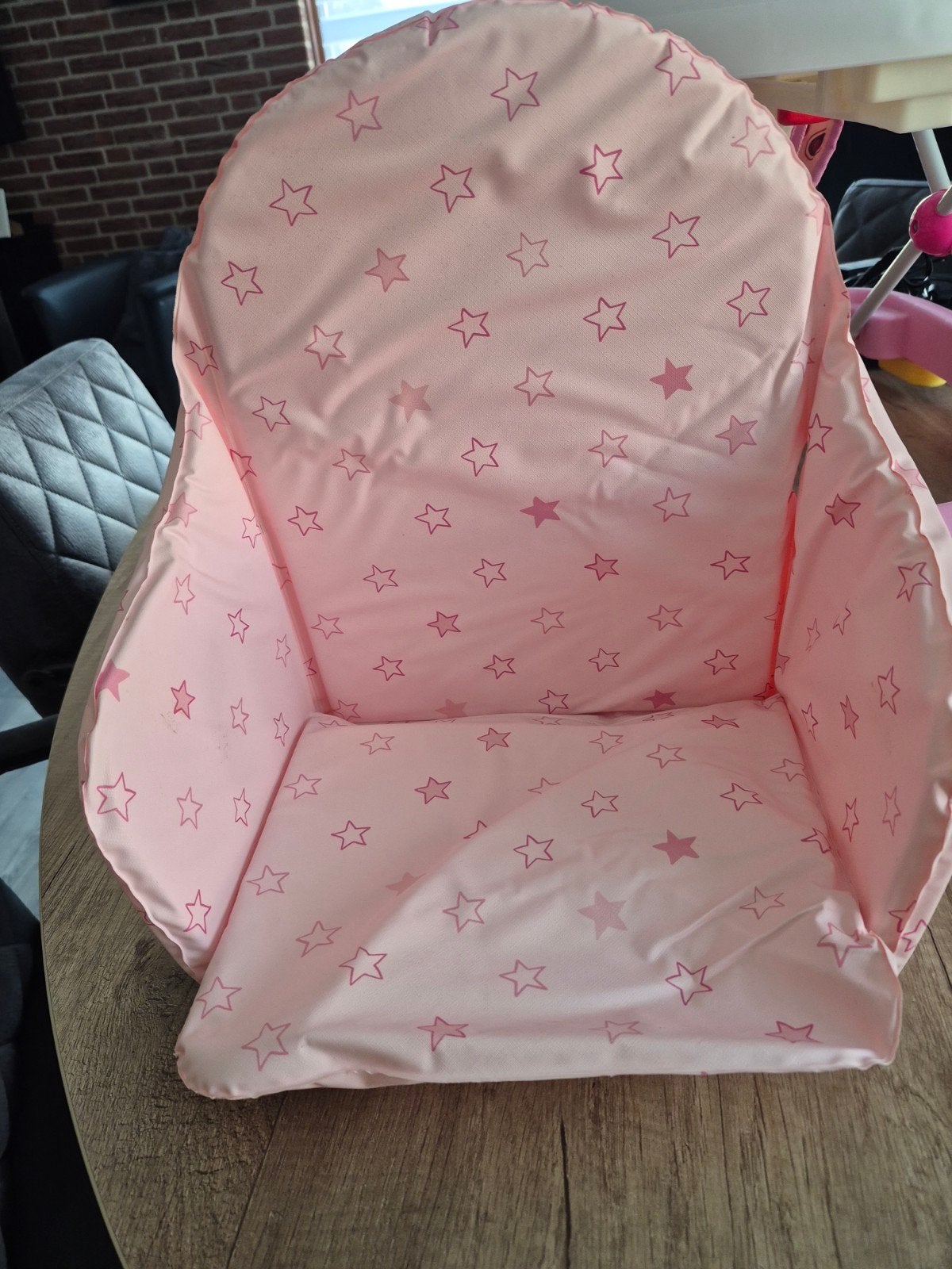 Roze stoelverkleiner, Ophalen, Stoel(en)