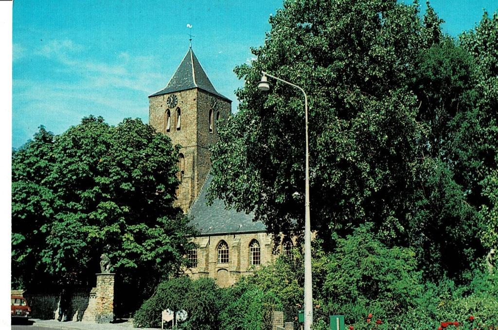 Oost Souburg, Kerk, Ophalen of Verzenden, 1960 tot 1980, Ongelopen, Zeeland