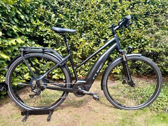 cube hybrid touring EXC 400 (Bosch en Shimano XT), Ophalen, Zo goed als nieuw, 47 tot 51 cm, Cube