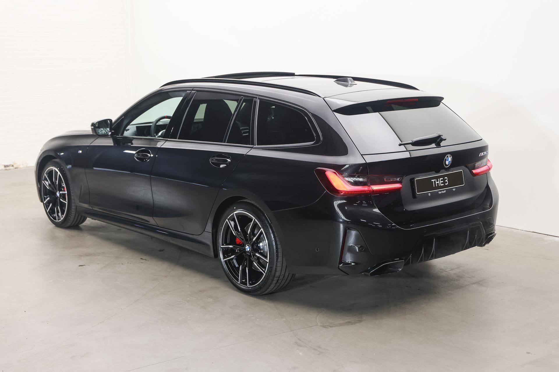 BMW 3 Serie Touring M340i xDrive Automaat / Panoramadak / Tr, Auto's, Automaat, Dealer onderhouden, Zwart, Automatische klimaatregeling