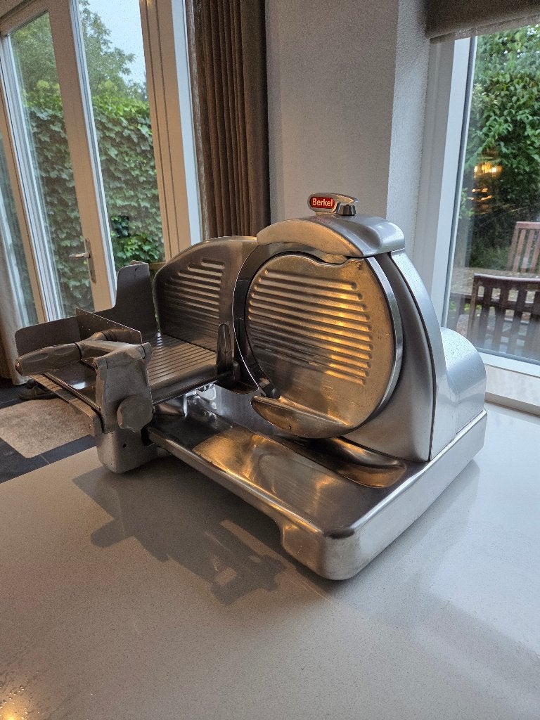 Berkel 834 snijmachine, Ophalen, Gebruikt, Metaal, Snijmachine