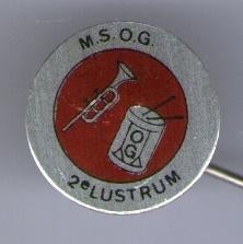 M.S.O.G. 2e Lustrum blik muziekkorps speldje ( V_096 ), Verzamelen, Verzenden, Zo goed als nieuw, Merk, Speldje of Pin