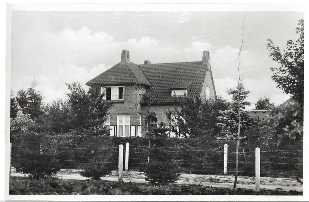 Amsterdamscheveld- -Pastorie., Ophalen of Verzenden, 1960 tot 1980, Ongelopen, Drenthe