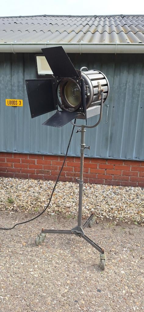 Industriële filmlamp, theaterspot Mole Richardson type 410., Huis en Inrichting, Ophalen, Gebruikt, ., Glas
