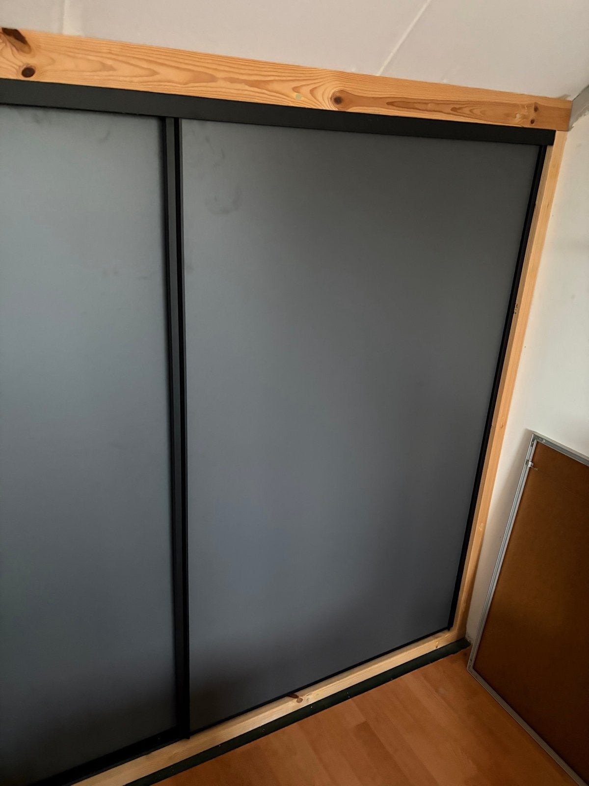 Stanley Schuifsysteem - 3 Antraciet en 3 Witte Deuren, Ophalen, Overige materialen, Gebruikt, 200 cm of meer
