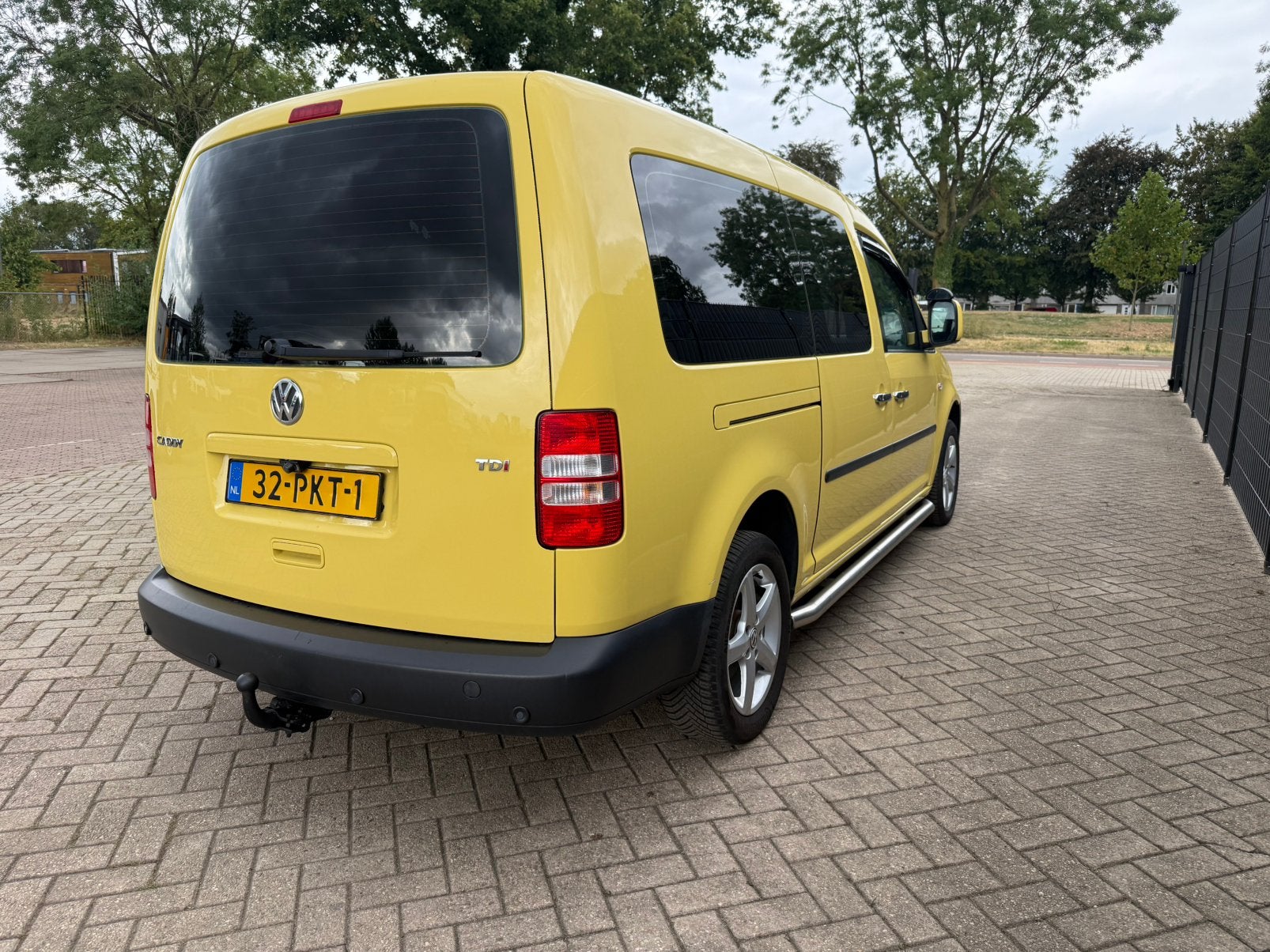 Volkswagen Caddy 1.6 TDI MARGE! New Koppeling +Distribution, Auto's, Euro 5, 750 kg, 4 cilinders, Volkswagen