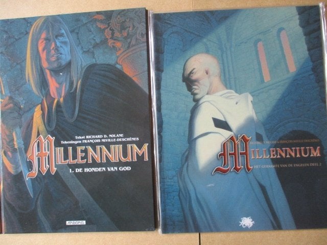 w0213 millennium 1 t/m 5, Eén stripboek, Ophalen, Gelezen