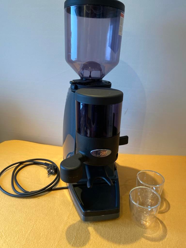 Professionele Koffiemolen grinder La San Marco, Overige modellen, 10 kopjes of meer, Zo goed als nieuw, Koffiebonen