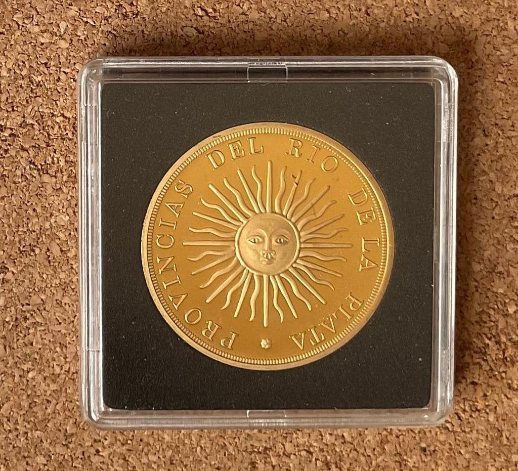 Munt / Replica 8 Escudos - Provincias del Rio de la Plata, Ophalen of Verzenden, Overige materialen, Buitenland