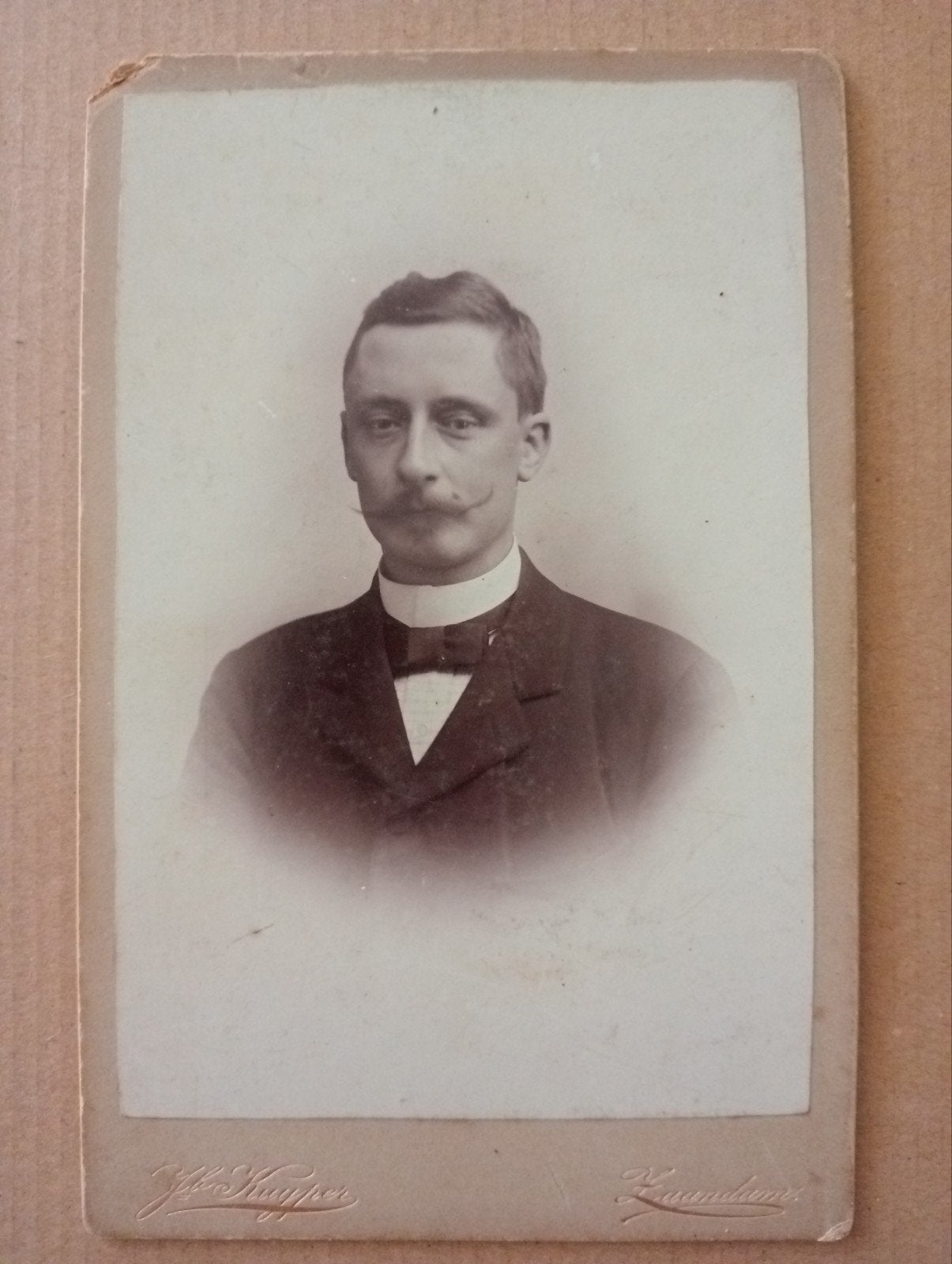 Kabinetkaart Grote CDV Carte de Visite - J.H. Kuyper Zaandam, Ophalen of Verzenden